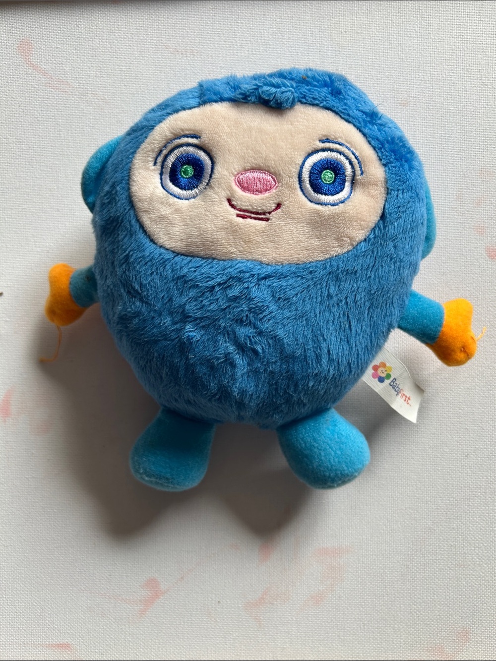 Babyfirst Peekaboo character